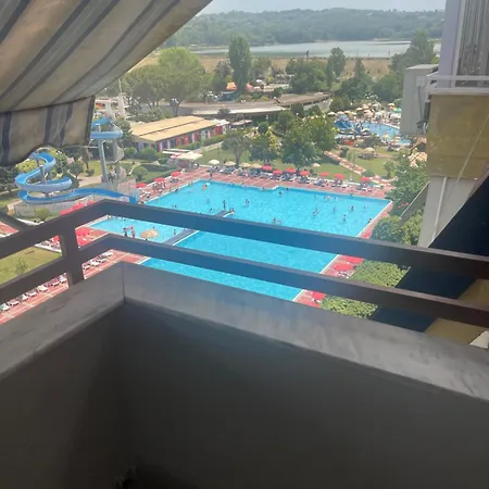 Vals Apartmant Διαμέρισμα Τίρανα